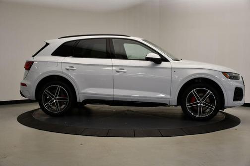 2025 Audi Q5 55 S line quattro Premium