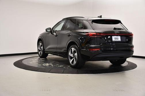 2025 Audi Q6 e-tron Premium