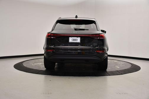 2025 Audi Q6 e-tron Premium