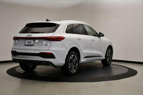 2025 Audi Q5 2.0T quattro Premium