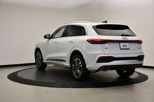2025 Audi Q5 2.0T quattro Premium