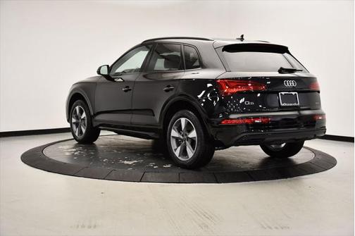 2025 Audi Q5 Premium 40 TFSI quattro S tronic