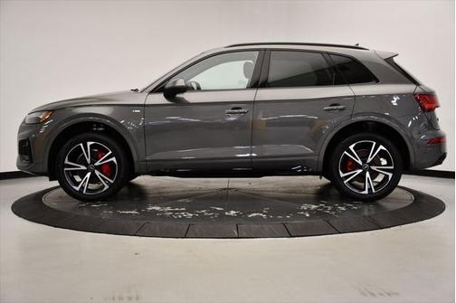 2025 Audi Q5 Premium Plus 45 TFSI S line quattro S tronic