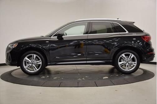 2024 Audi Q3 Premium Plus 45 TFSI S line quattro Tiptronic
