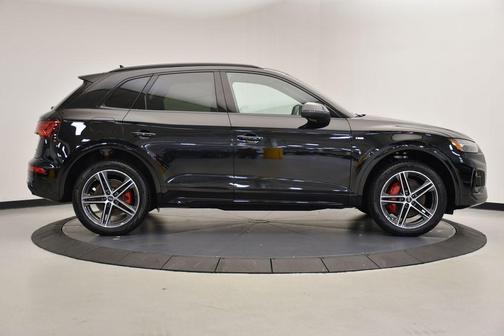 2025 Audi Q5 55 S line quattro Premium