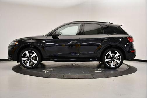 2023 Audi Q5 Premium Plus 45 TFSI S line quattro
