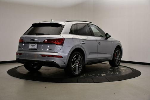 2025 Audi Q5 55 S line quattro Premium