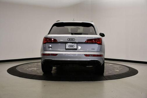2025 Audi Q5 55 S line quattro Premium