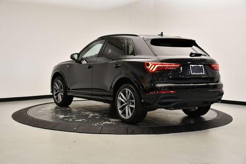 2024 Audi Q3 45 S line Premium