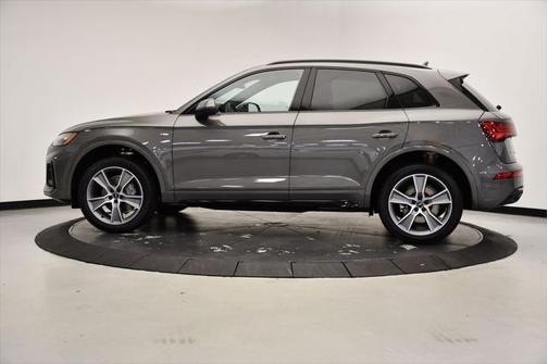 2025 Audi Q5 Premium 45 TFSI S line quattro