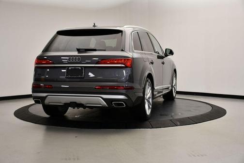 2025 Audi Q7 55 Premium
