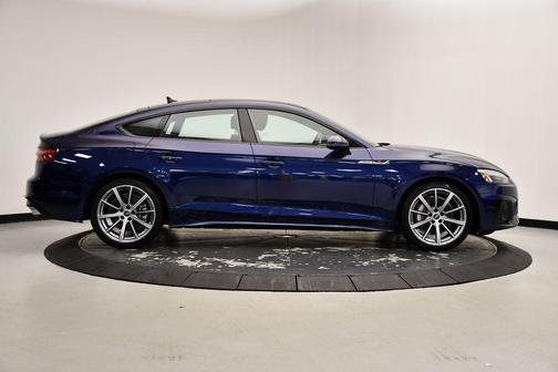 2025 Audi A5 Sportback 45 S line quattro Premium