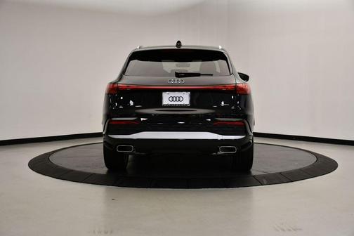 2025 Audi Q5 2.0T quattro Premium