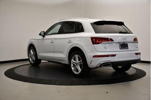 2024 Audi Q5 Premium 55 TFSI e S line quattro S tronic