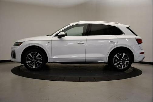 2023 Audi Q5 Premium Plus 45 TFSI S line quattro