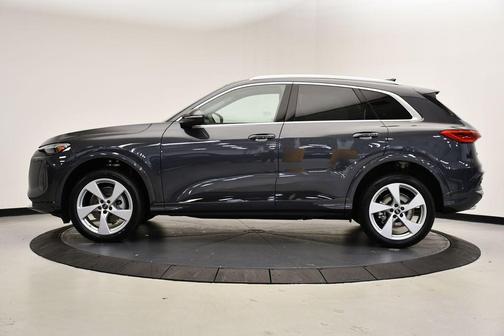 2025 Audi Q5 2.0T quattro Premium