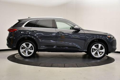 2025 Audi Q5 2.0T quattro Premium