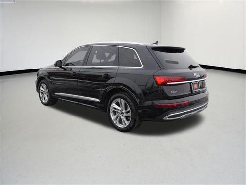 2023 Audi Q7 Premium Plus 55 TFSI quattro Tiptronic