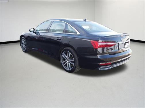 2023 Audi A6 Premium Plus 45 TFSI quattro S tronic