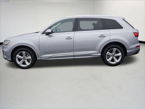 2022 Audi Q7 Premium 45 TFSI quattro Tiptronic