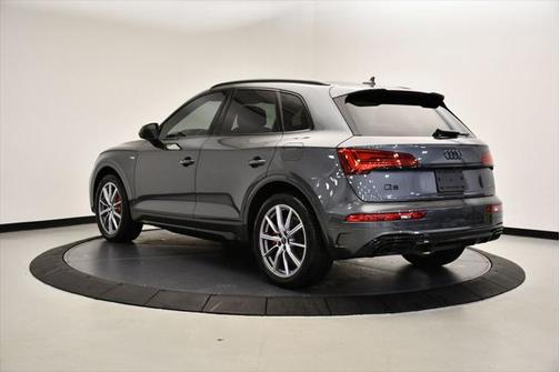 2024 Audi Q5 Premium Plus 55 TFSI e S line quattro S tronic