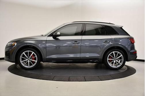 2024 Audi Q5 Premium Plus 55 TFSI e S line quattro S tronic