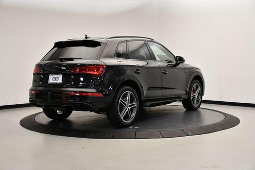 2025 Audi Q5 55 S line quattro Premium