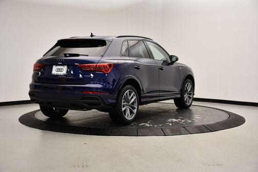 2025 Audi Q3 45 S line Premium