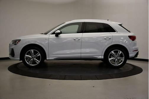 2022 Audi Q3 Premium Plus 45 TFSI S line quattro Tiptronic