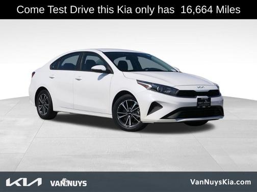 2023 Kia Forte LXS