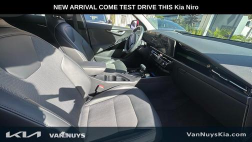 2023 Kia Niro EX Touring