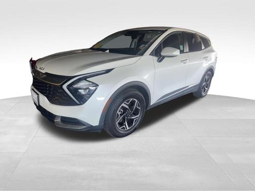 Snow White Pearl 2023 Kia Sportage LX