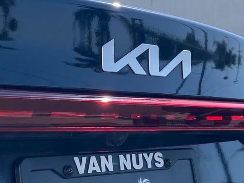 Aurora Black 2023 Kia Forte LXS