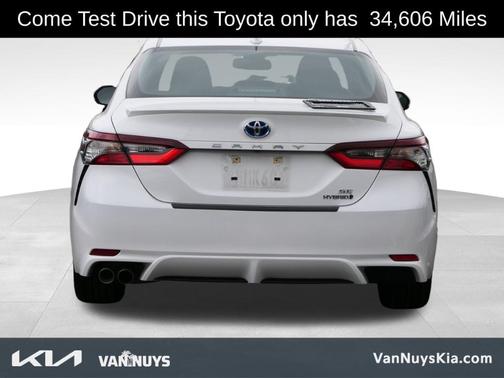 2023 Toyota Camry Hybrid SE