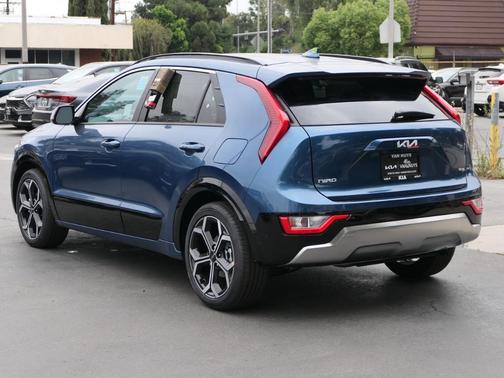 2025 Kia Niro EX Touring