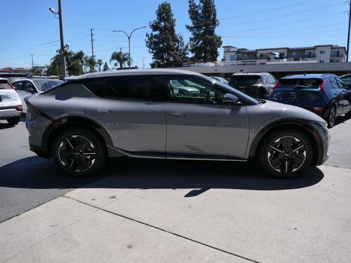 2025 Kia EV6 Wind