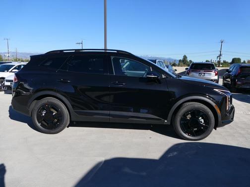 2026 Kia Sportage Plug-In Hybrid X-Line