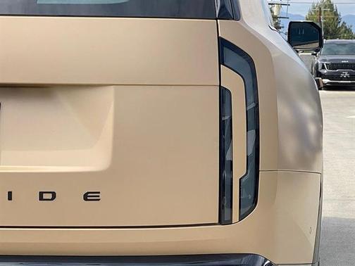 Terrain 2027 Kia Telluride SX