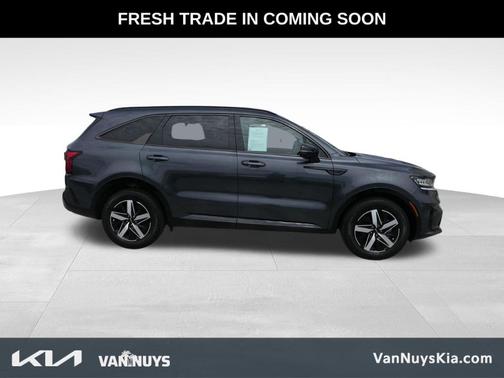 Gray 2023 Kia Sorento S