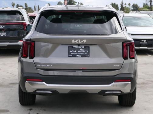 2025 Kia Sorento Plug-In Hybrid SX Prestige