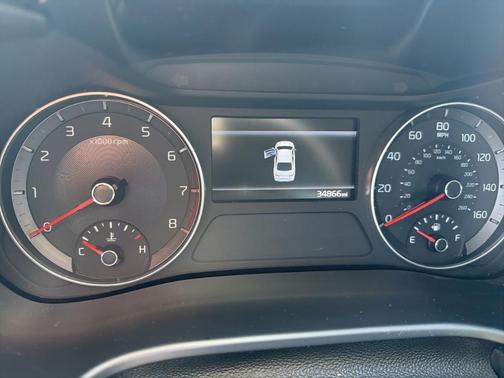 Snow White Pearl 2023 Kia Forte LXS