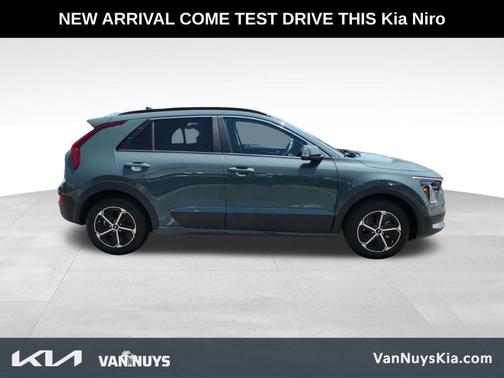 2025 Kia Niro EX