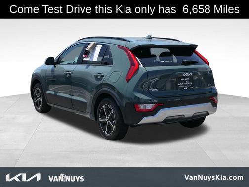 2025 Kia Niro EX