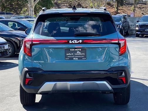 Blue 2026 Kia Seltos S