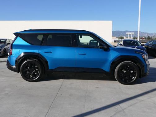 2026 Kia EV9 Land