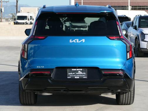 2026 Kia EV9 Land