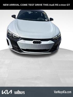 2024 Audi RS e-tron GT Base