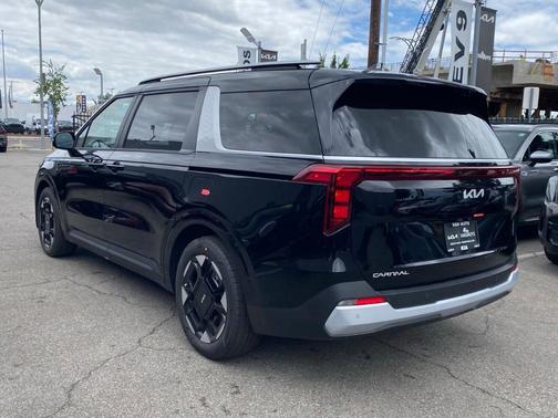 Aurora Black 2026 Kia Carnival EX