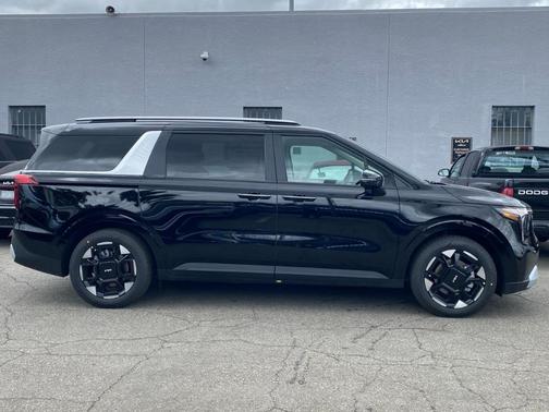 Aurora Black 2026 Kia Carnival EX