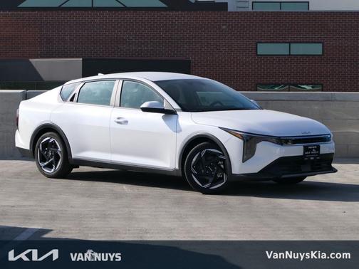 2025 Kia K4 EX